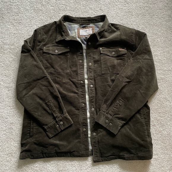 Legendary Whitetails Other - Legendary Whitetails shirt jacket